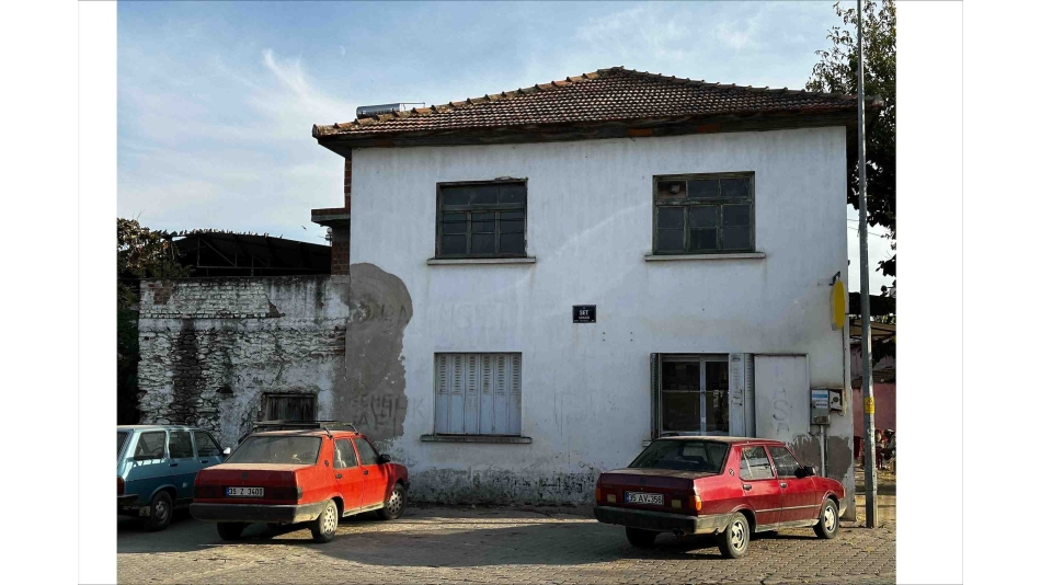 Seramik sanatçıları Kahrat'ta buluştu.